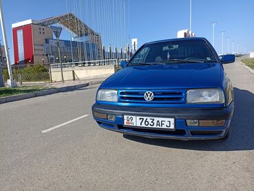 диск на гольф: Volkswagen Vento: 1995 г., 1.8 л, Механика, Бензин, Седан