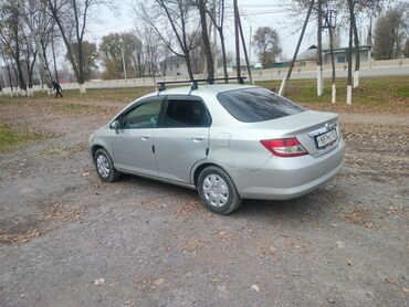 Honda: Honda Fit Aria: 2003 г., 1.5 л, Вариатор, Бензин, Седан