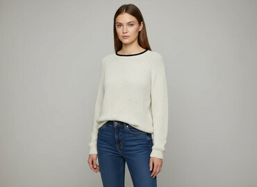 Swetry: Sweter damski, rozmiar S