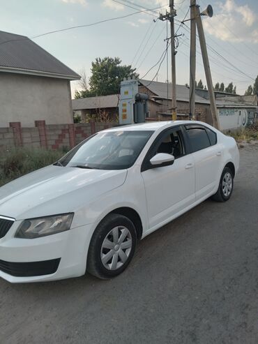 Skoda: Skoda Octavia: 2016 г., 1.6 л, Механика, Бензин, Седан