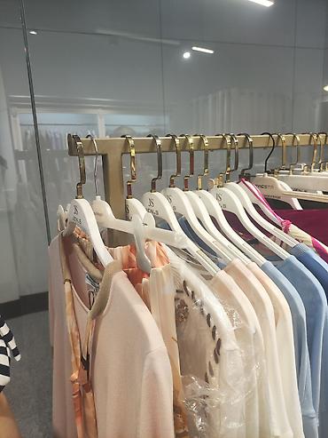 Кронштейны, стойки: Кронштейн Для косметики, Материал: Металл, С зеркалом, Новый — 7