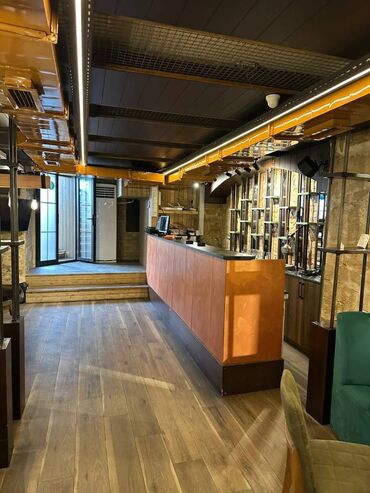 Restoran, kafelər: Tolstoy Pub icarəyə verilir. obyektdə bütün avadanlıqlar var və işlək — 3