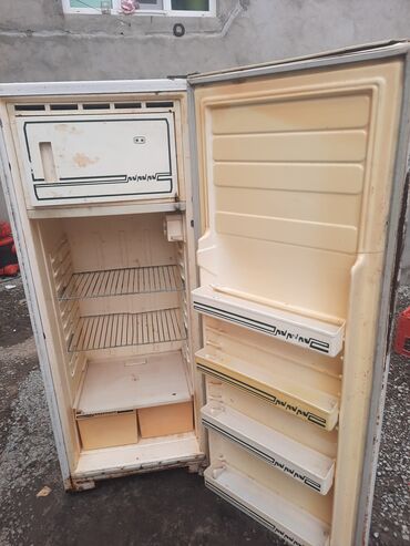 Техника для кухни: Б/у 1 дверь Beko Холодильник Продажа, цвет - Белый, Встраиваемый