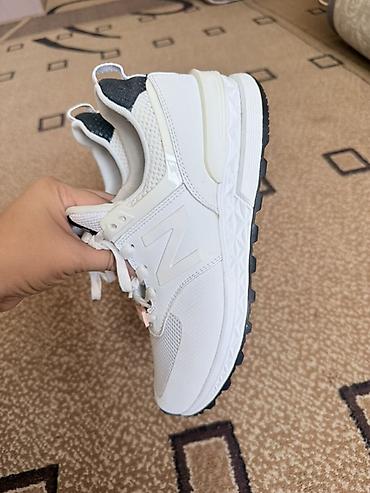 on cloud: Кроссовки New Balance 574 Sport, белые

- Модель: 574 оригинал — 3