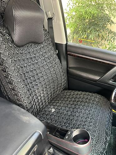 oturacaq çexol: Toyota Land Kruyzer 200 kuza üçün salon çexolu. Yaxşı vəziyyətdə. Heç — 1