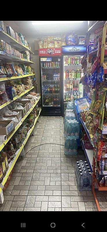Аренда магазинов: 4-й мкр Продается действующий продуктовый магазин Площадь: 30м2 — 9