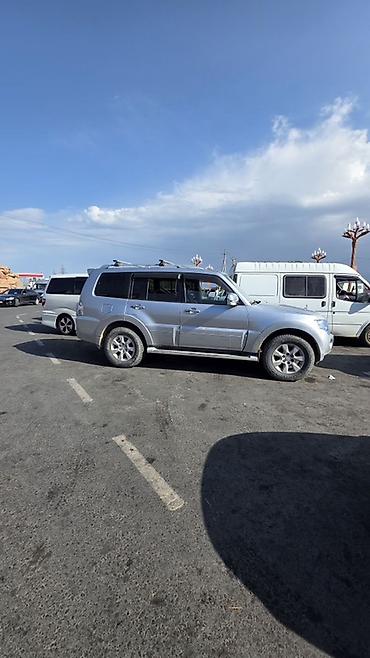 pajero 4: Mitsubishi Pajero: 2011 г., Автомат, Бензин, Внедорожник — 2