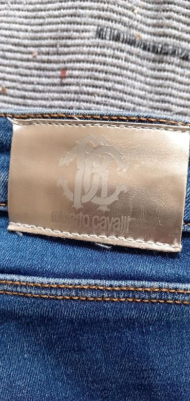 nike command: Roberto Cavalli farmerke – model sa uskim nogavicama - Brend: Roberto — 4