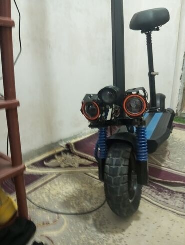 Elektrikli samokatlar: İşlənmiş Elektrik samokat 10", 501 - 750 Vt, > 45 km/s, Pulsuz çatdırılma — 6