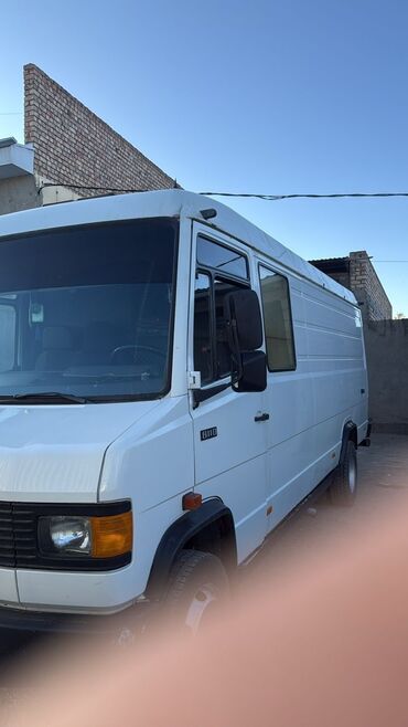 Легкий грузовой транспорт: Легкий грузовик, Mercedes-Benz, Стандарт, Б/у — 7