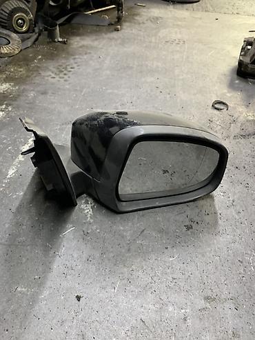 Наружное боковое зеркало заднего вида (левое), в сборе. Особенности
