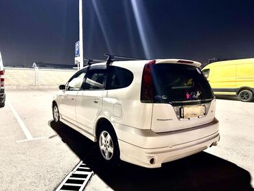 Honda: Honda Stream: 2004 г., 2 л, Автомат, Бензин, Универсал — 8