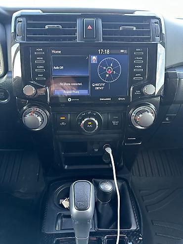 транзитный: Toyota 4Runner: 2023 г., 4 л, Автомат, Бензин, Внедорожник — 7