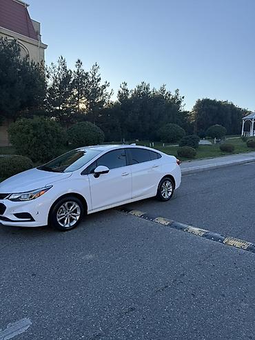 cruze difuzer: Chevrolet Cruze: 1.4 l | 2018 il 90000 km Sedan — 1