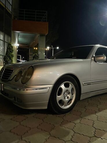 спринтер грузовой на продажу: Mercedes-Benz E-Class: 2001 г., 3.2 л, Автомат, Дизель, Седан