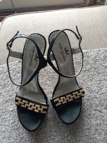 Women's Footwear: Sandals, Emelie Strandberg, 37