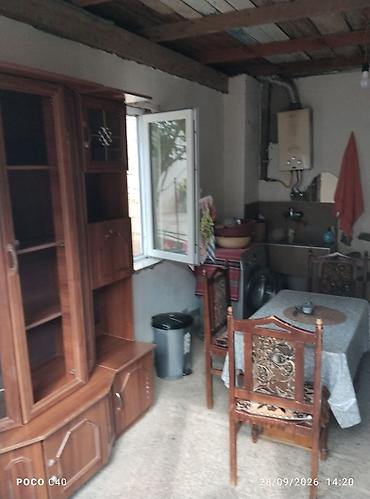 Həyət evləri və villaların satışı: 6 otaqlı, 6 kv. m, Orta təmir — 10