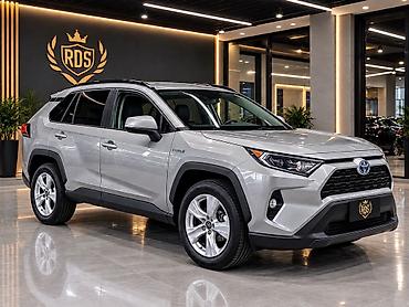 Toyota RAV4: 2021 г., 2.5 л, Автомат, Гибрид, Кроссовер