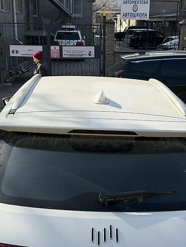 Другой электротранспорт: Электромобиль кроссовер (белый цвет) - Кузов: компактный кроссовер, 5 — 6