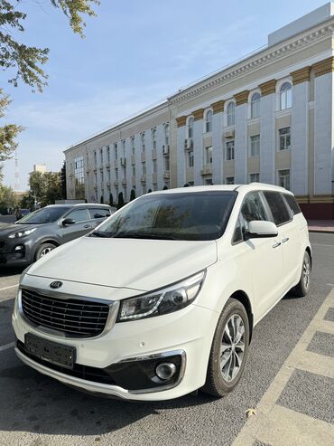 Kia: Kia Carnival: 2017 г., 2.2 л, Автомат, Дизель, Минивэн