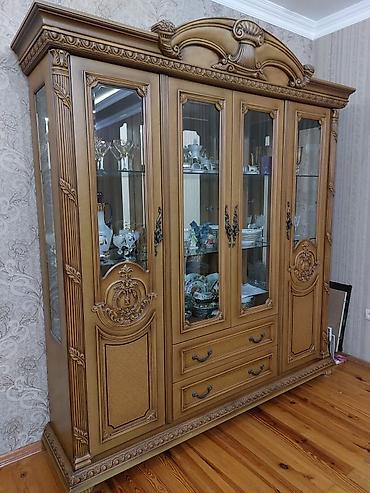 rengli qelem: Klassik üslubda vitrin və komod dəsti - Material: ağac əsaslı — 5