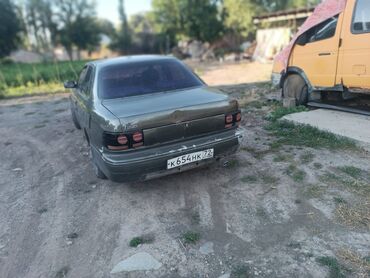 Транспорт: Toyota Camry: 1992 г., 2 л, Автомат, Бензин, Седан