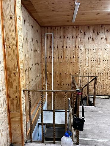 Продажа торговых контейнеров: Двухуровневый модульный павильон из морских контейнеров - Формат — 10