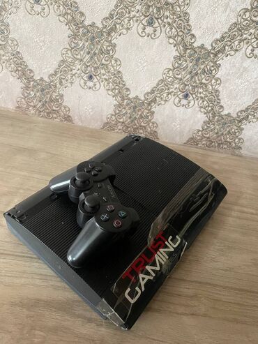 PS3 (Sony PlayStation 3): PlayStation 3 в идеальном состоянии без прошивки в комплекте 2