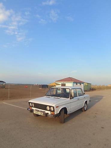 VAZ (LADA): VAZ 2106, ağ rəng, sedan kuzov. Klassik dizayna malik, xrom detallar — 9