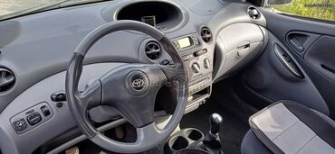 Toyota: Toyota Yaris: 1 l. | Χάτσμπακ — 6
