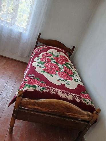 carpayı dəsti: Taxta tək nəfərlik çarpayı - Material: tam ağac karkas — 1