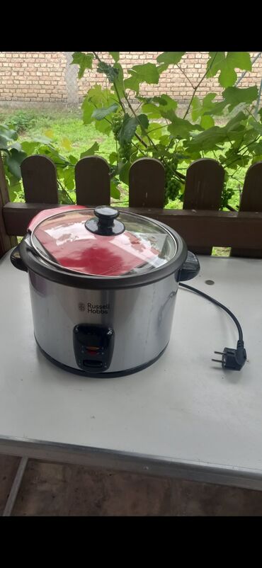 Ostali kuhinjski aparati: Kuvalo za rizu 
Cena 25e