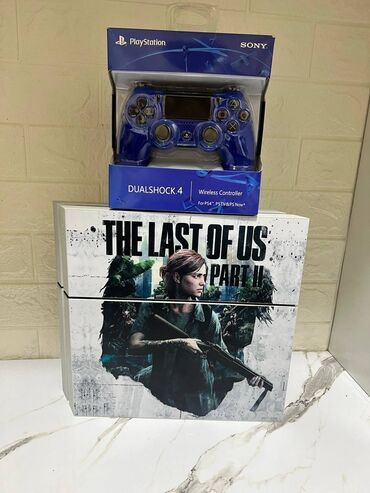 PS4 (Sony PlayStation 4): PS4 Fat на 500 Гб работает отлично, джойстик работает от сети