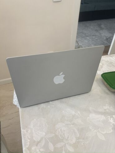 Ноутбуки: Ноутбук, Microsoft Surface, 13.3 ", Для несложных задач