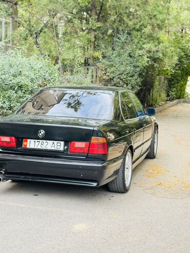 BMW: BMW 5 series: 1992 г., 2.5 л, Механика, Бензин, Седан