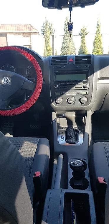 jetta fara: Volkswagen Jetta: 1.6 l | 2009 il Sedan — 7