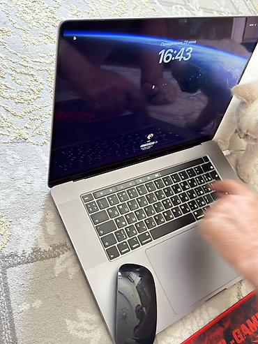 macbook pro 17: Cooox təcili. Apple MacBook Pro 16" (Space Gray) noutbuk — 1
