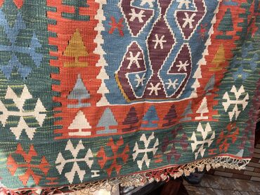 Qədim xalçalar: Qədim xalça, 1950 il, Türkmənistan, Vəziyyəti: Əla — 2