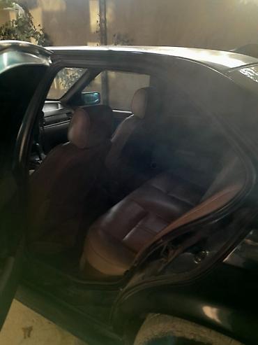 BMW: BMW 3 Series E36 sedan - Mühərrik: benzin, 6 silindir (şəhərdaxili — 3