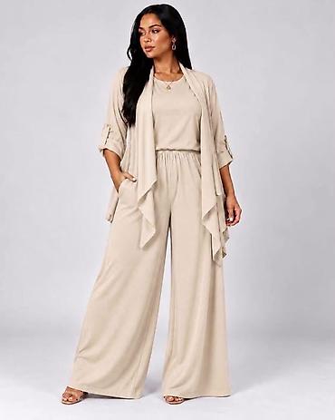 Kompleti: ✨️BIG SIZE MODEL ✨️
Velicine: L XL XXL XXXL
Cena: 3200dinara — 2