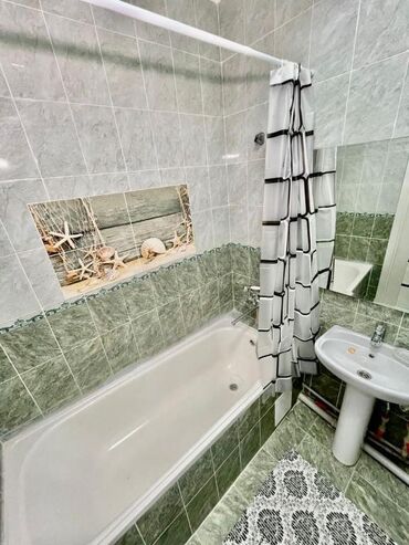 Посуточная аренда квартир: 1 комната, Душевая кабина, Постельное белье, Кондиционер — 8