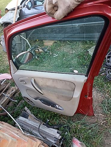 spica ruma: Citroen Xsara Picasso,Leva prednja vrata za automobil – crvena boja — 2