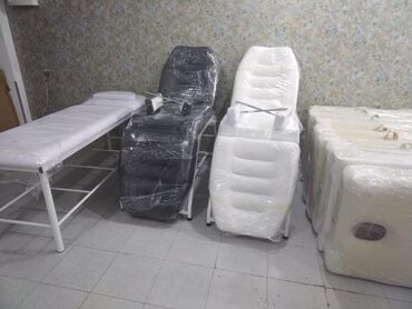 kusetka: Yeni, Kosmetoloji kuşetka, Qatlanmayan