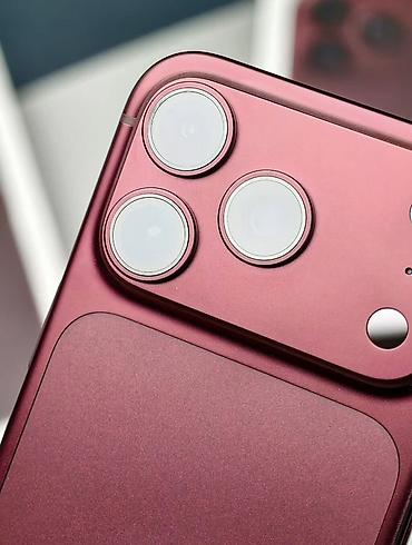 IPhone 18 Pro, Колдонулган, 256 ГБ, Кочкул кызыл, Каптама, Куту, 100 % — 2