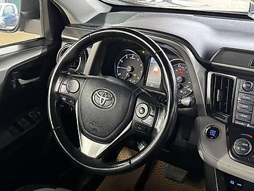 Toyota: Toyota RAV4: 2018 г., 2.5 л, Автомат, Бензин, Кроссовер at lalafo.kg — 12 Toyota: Toyota RAV4: 2018 г., 2.5 л, Автомат, Бензин, Кроссовер — 12