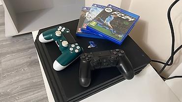 Видео оюндар жана приставкалар: Игровая консоль PlayStation 4 Pro (чёрная) в хорошем состоянии, торг — 1