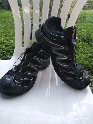 Patike i sportska obuća: Salomon original patike br. 46. Gore-tex. Contagrip djon