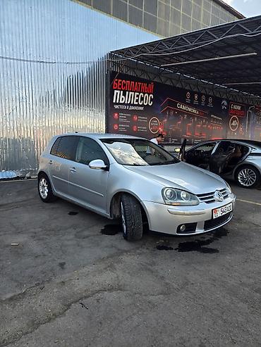 passat variant: Volkswagen Golf V: 2004 г., Бензин — 3