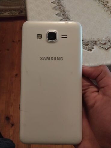 sumsung: Samsung Galaxy J2 2016, 8 GB, rəng - Ağ, Düyməli