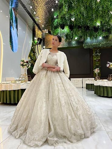 Свадебные платья: ❗Акция прокат и на продажу - Силуэт: пышная балльная юбка с длинным — 6